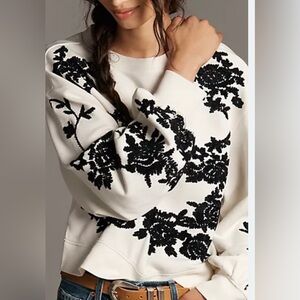 NWOT size Medium Anthropologie Chenille sweatshirt